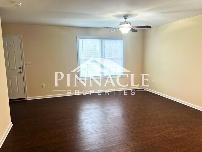 Foto del edificio - 735 Old Graves Mill Rd