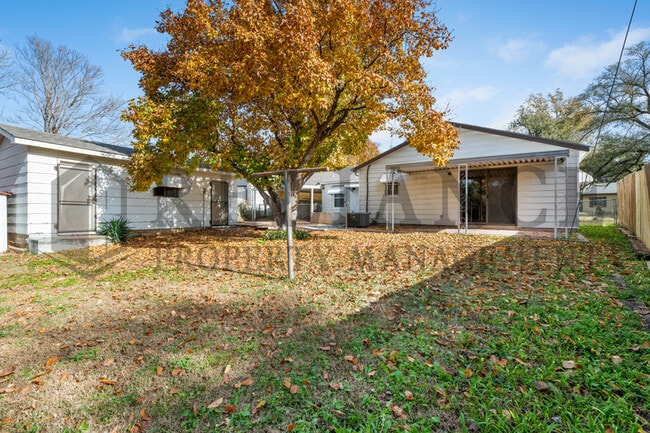 Foto del edificio - 4263 Cumberland St