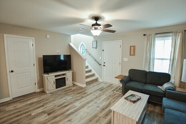 Foto del edificio - 219 Smithson Ln