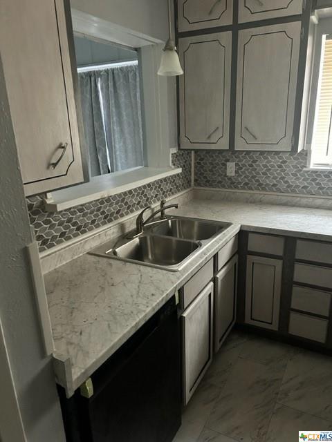 Foto del edificio - 1207 Wales Dr