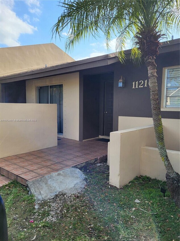 11210 SW 125th Pl, Miami, FL 33186 - Townhome Rentals in Miami FL ...