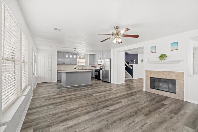Foto del edificio - 322 Remington Harbor Ct