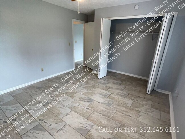 Foto del edificio - 5105 SE 106th St