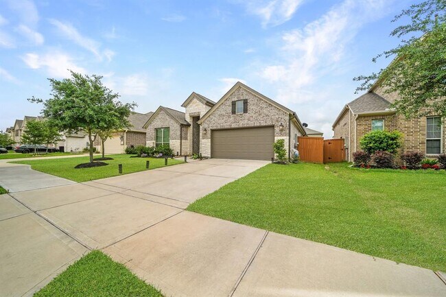 Foto del edificio - 32927 Franklin Brooks Dr
