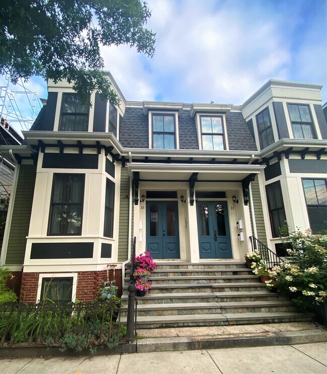 Building Photo - 15 Boardman St