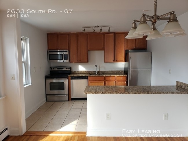 Building Photo - Hudson Row - 2 Bedroom