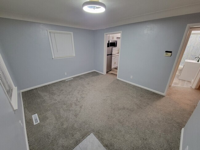 Foto del edificio - 1860 S Shore Blvd