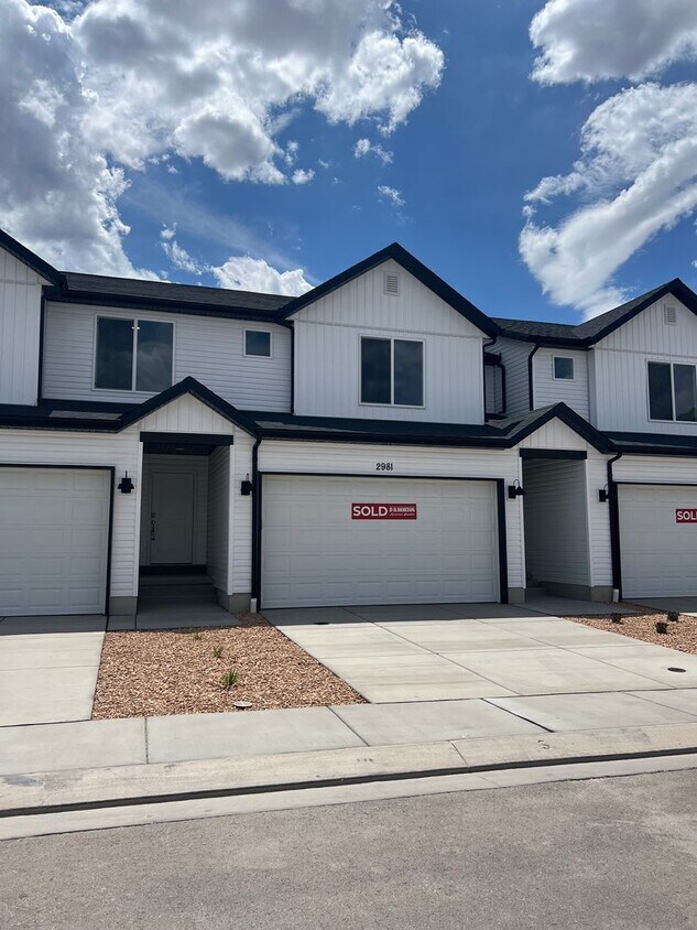 Primary Photo - Brand New Old Sorrel Townhomes