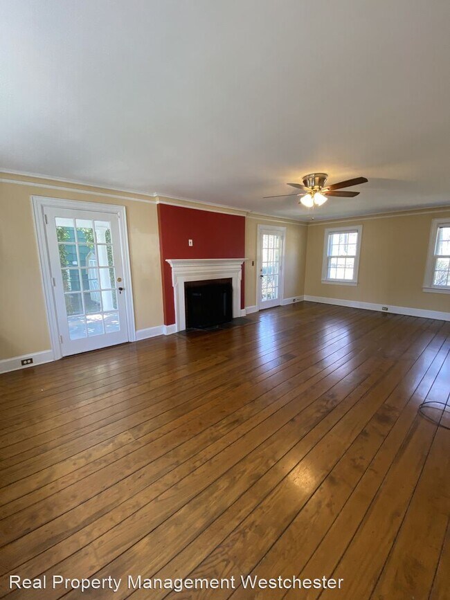 Building Photo - 5 br, 3 bath House - 33 Parkway Drive