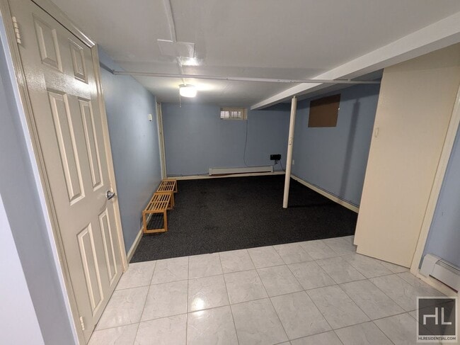 Building Photo - 335 Jerome St