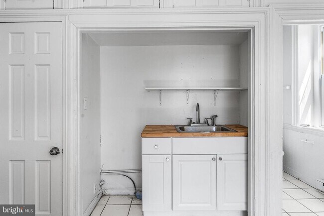 Foto del edificio - 4908 Germantown Ave