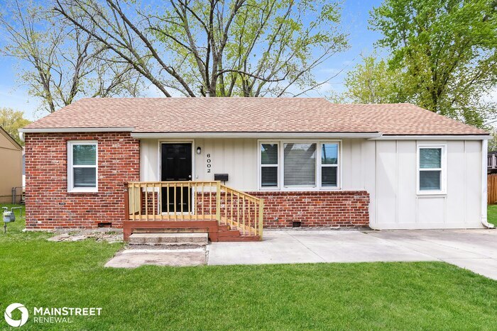 Primary Photo - 6002 LONG AVE, SHAWNEE, KS 66216