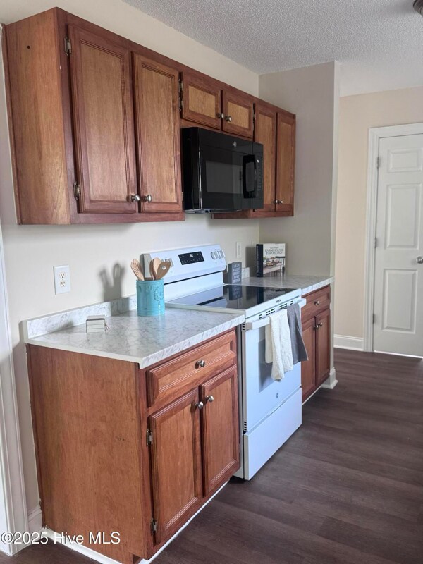 Foto del edificio - 367 Branchwood Dr
