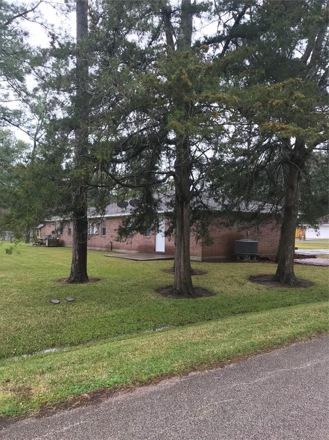 Building Photo - 5505 Avenue K