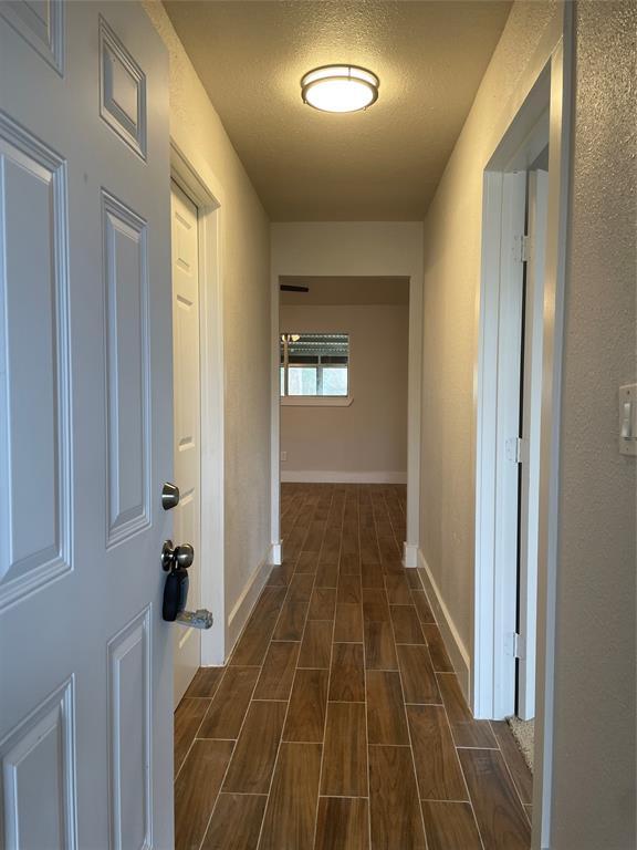 Building Photo - 9743 Grenadier Dr