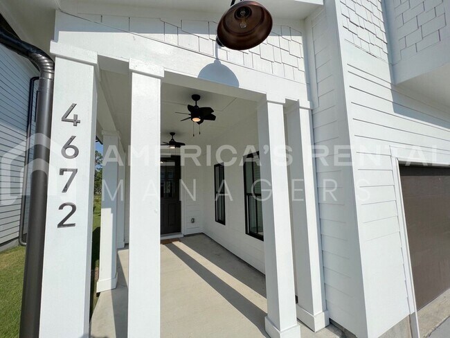 Foto del edificio - Fully Furnished New Construction Home for ...