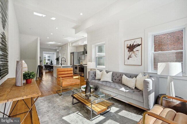 Foto del edificio - 1468 Newton St NW