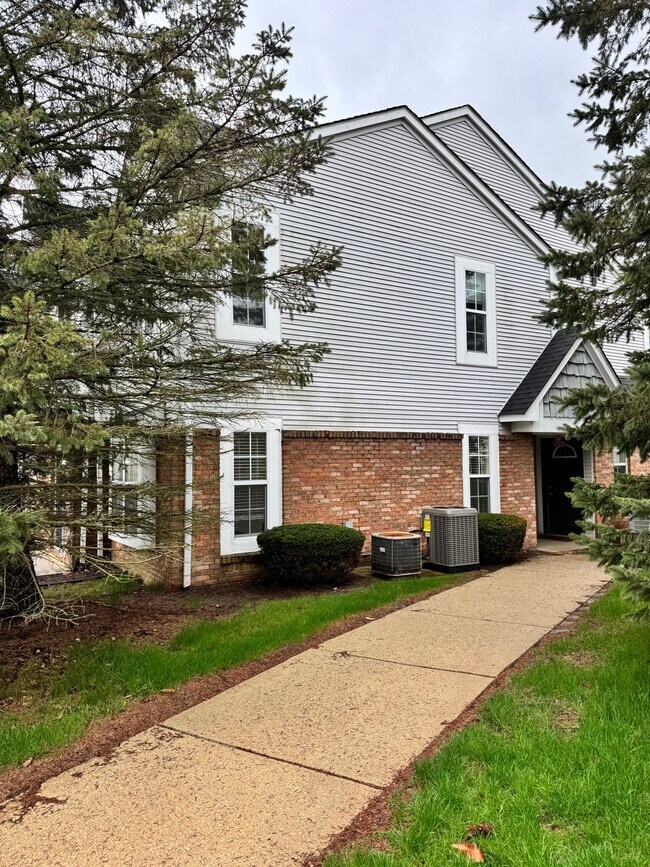 Foto del edificio - 249 Brookwood Dr