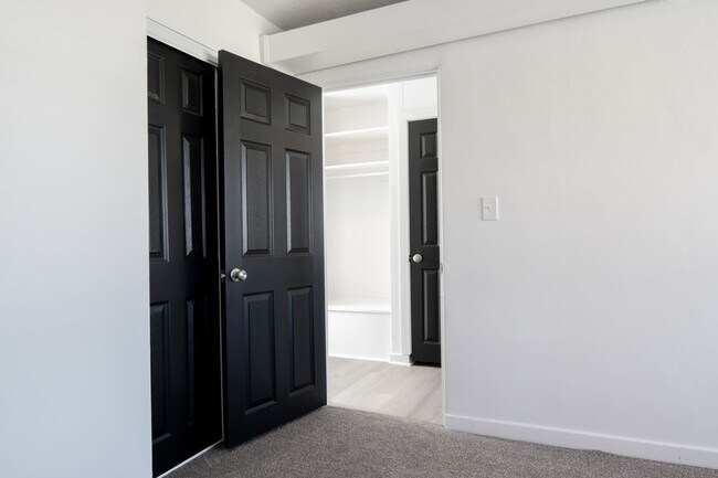 Building Photo - Now Pre-leasing: Scenic Hills Homes 2 Bedr...