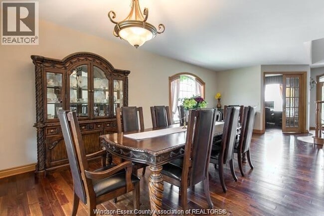 Building Photo - 303 Shoreview Cir