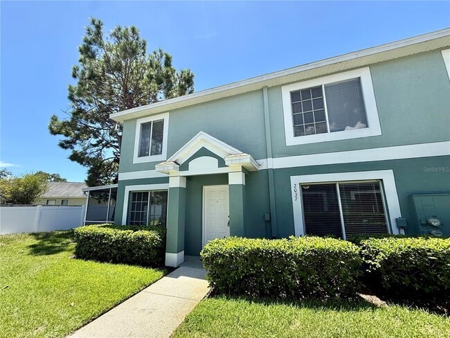 Building Photo - 2037 Fluorshire Dr