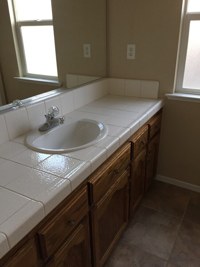 Foto del edificio - 3 Bedroom 2 Bath Home