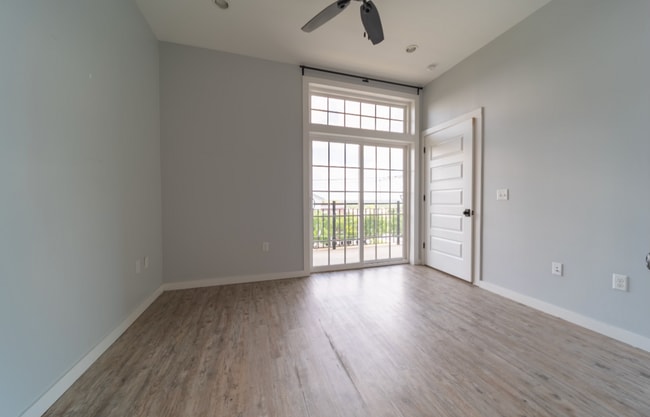 Bedroom - 2529 University Blvd