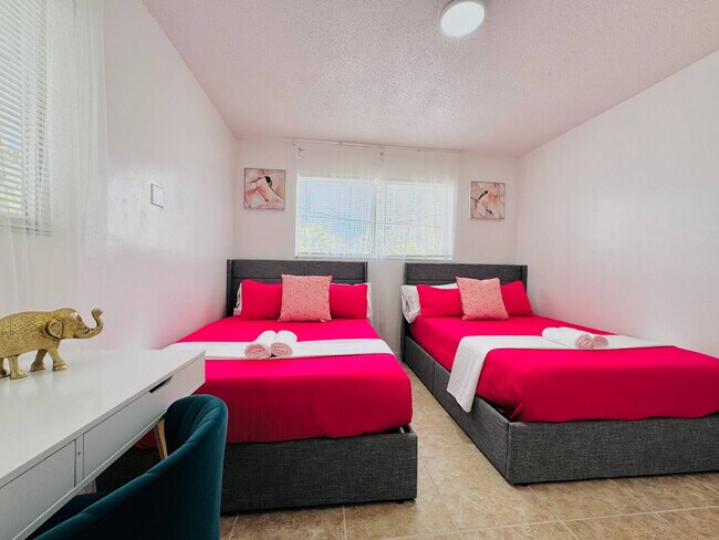 Foto del edificio - 828 SW 2nd St