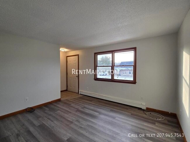 Building Photo - 2 Hartley St