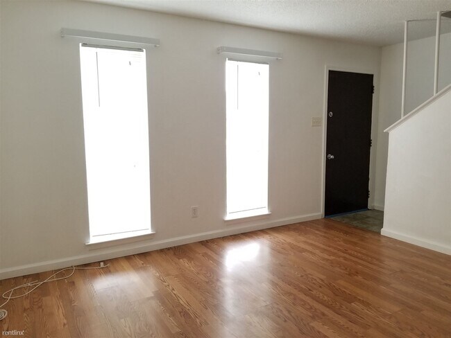 Foto del edificio - 2 br, 1.5 bath Duplex - 1912 Nolen Court A