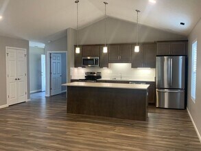 Building Photo - 3779 Joy Cir W