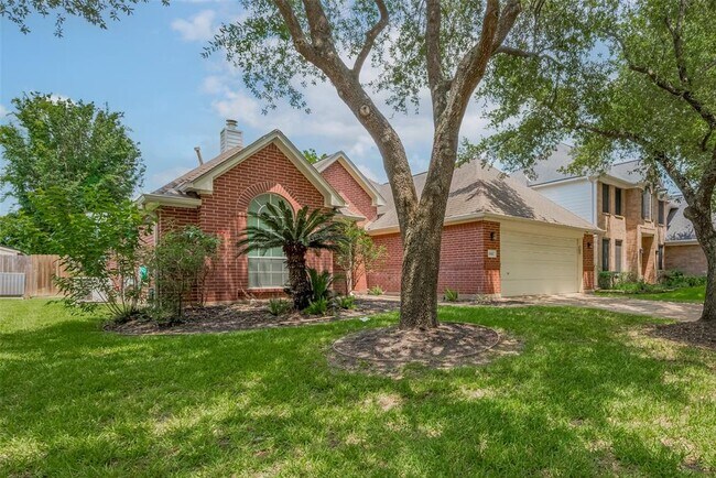 Foto del edificio - 9502 Willow Crossing Dr
