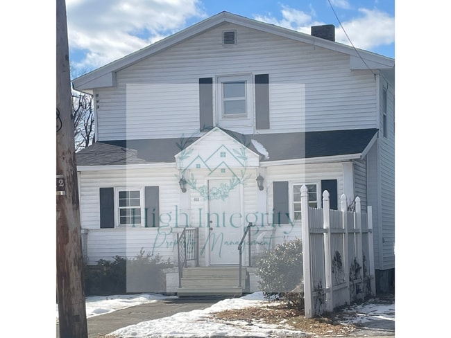 Building Photo - 403 Walnut St