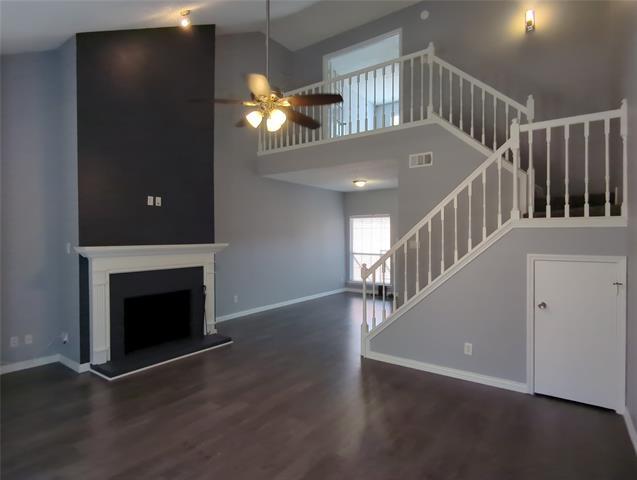 Foto principal - 12660 Hillcrest Rd