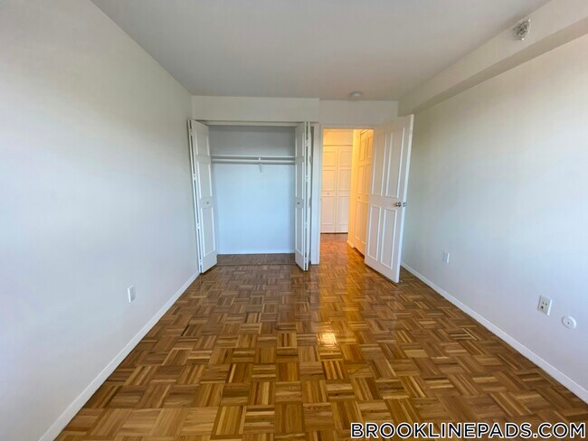 Foto del edificio - 185 Freeman St