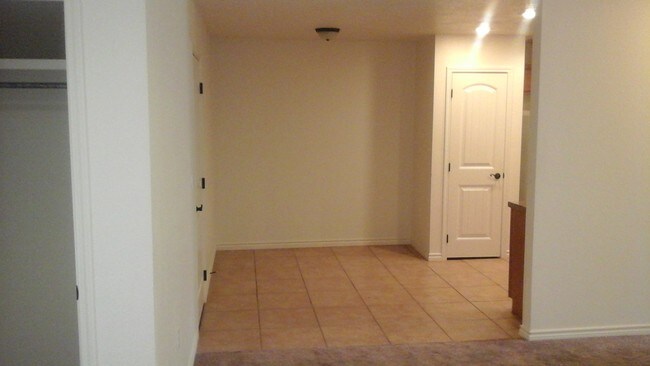 Building Photo - 120 Limestone