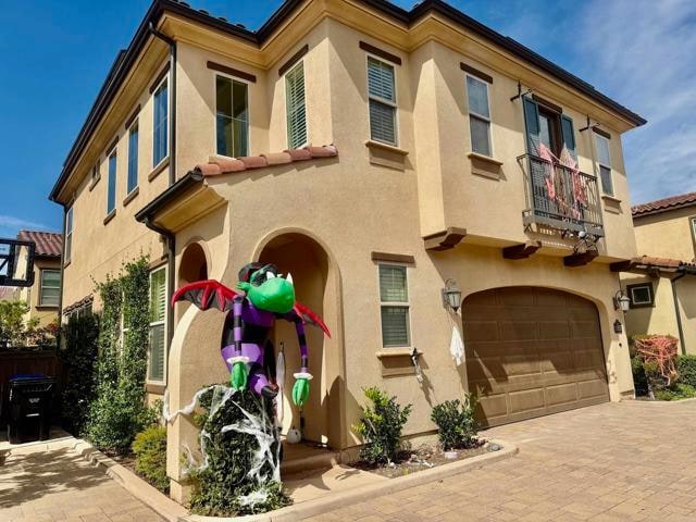 Foto del edificio - 15855 Babcock St