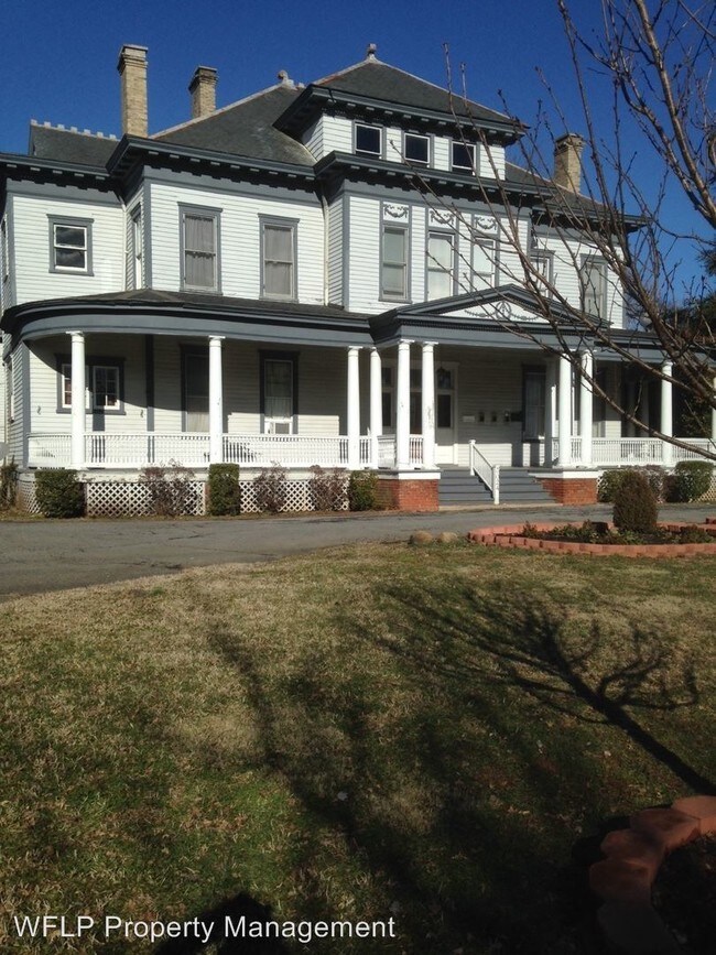 3024 Rivermont Ave, Lynchburg, VA 24503 Apartment for Rent in Lynchburg, VA