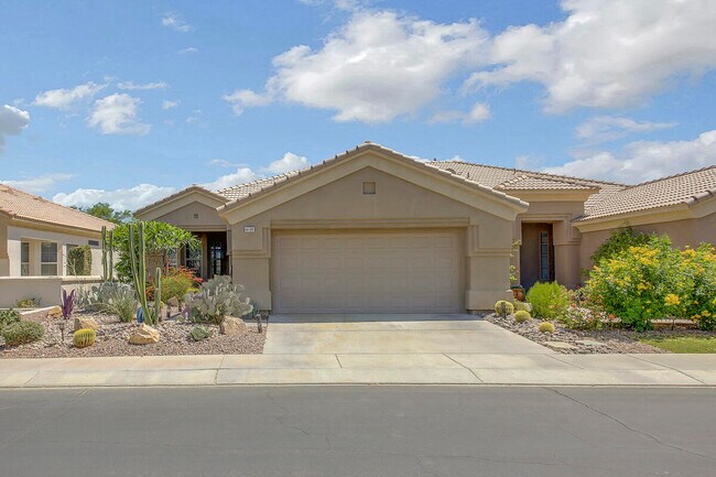 Building Photo - 44595 S Heritage Palms Dr