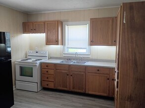 Building Photo - 2815-2815 1/2 S Pershing Dr