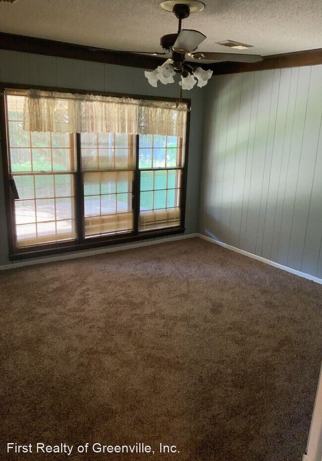 3 br, 2 bath House 220 New Searcy Rd House Rental in Greenville, AL