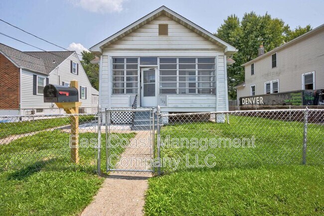 Building Photo - 323 S Taylor Ave