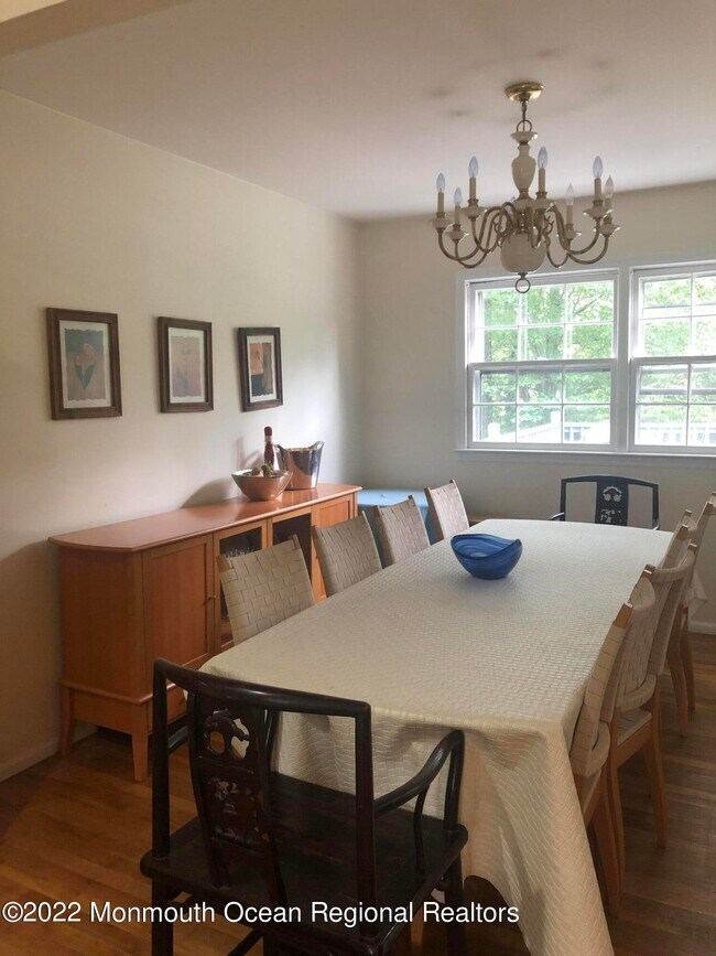 Foto del edificio - 442 Redmond Ave