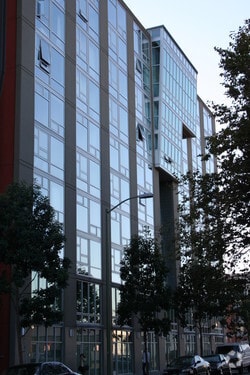 Building Photo - 311 Oak St