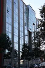 Building Photo - 311 Oak St