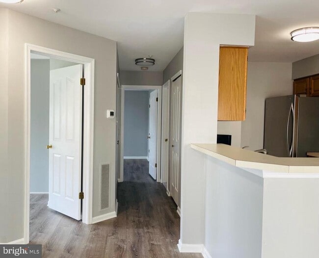 Building Photo - 206 Remington Ct