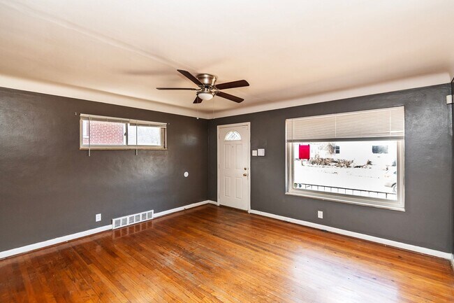 Foto del edificio - Lovely 2 Bedroom 2 Bathroom Home