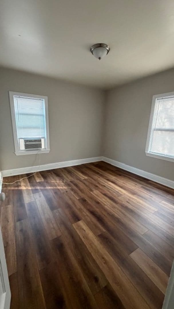 Foto del edificio - 5 Calvin Ln