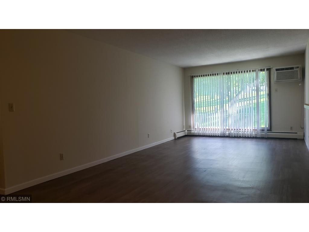Primary Photo - 179 Little Canada Road East, Unit 110