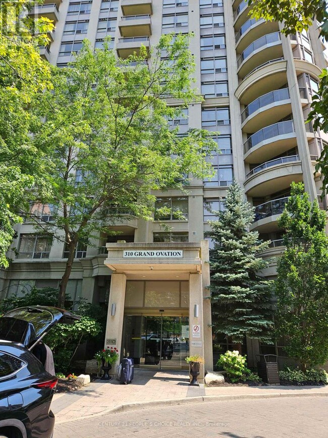 Building Photo - 310-310 Burnhamthorpe Rd W